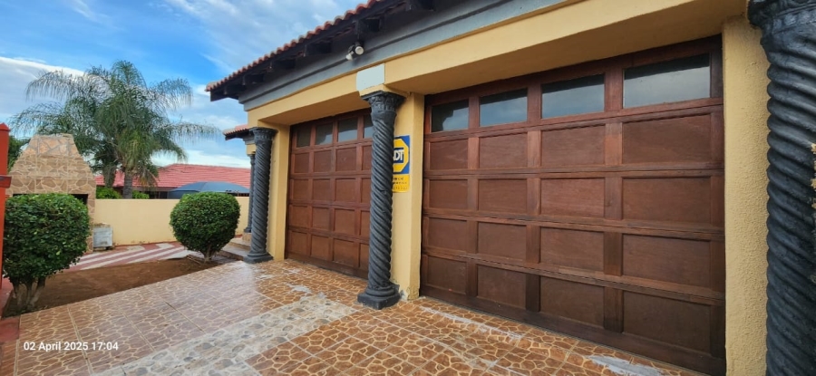 3 Bedroom Property for Sale in Tlhabane West North West